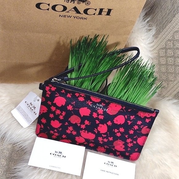 NWT Coach floral leather wristlet clutch - Picture 11 of 11